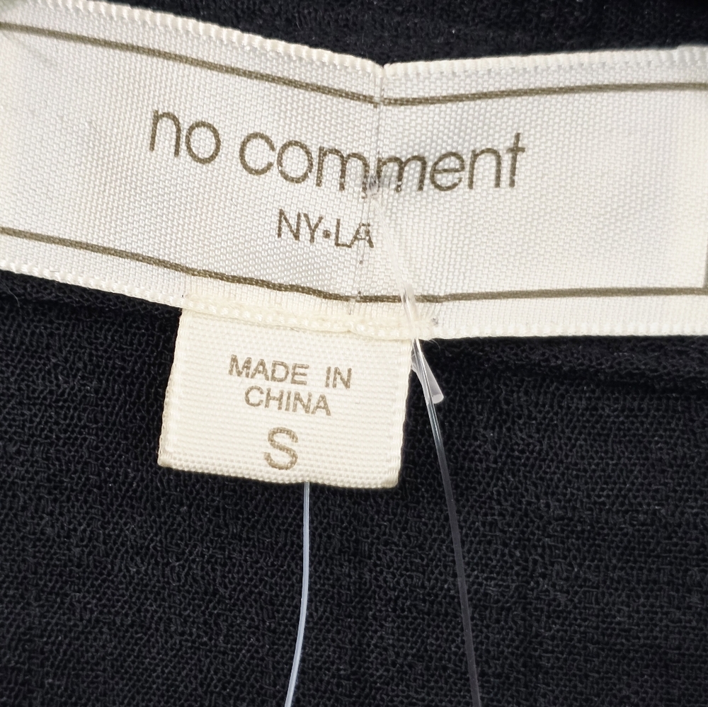 No Comment Textured Button Front Blouse - Picture 8 of 10